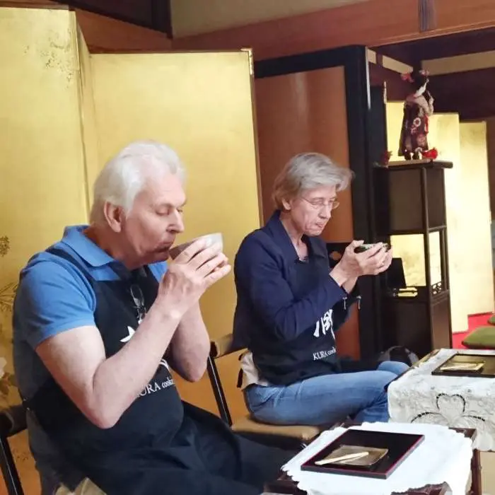 「茶の湯を楽しむ」の様子