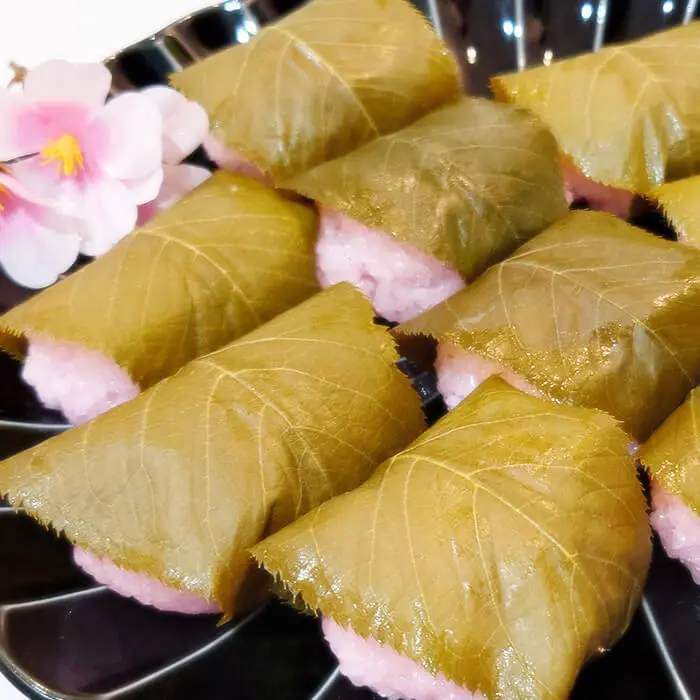 「和菓子を作る」の様子